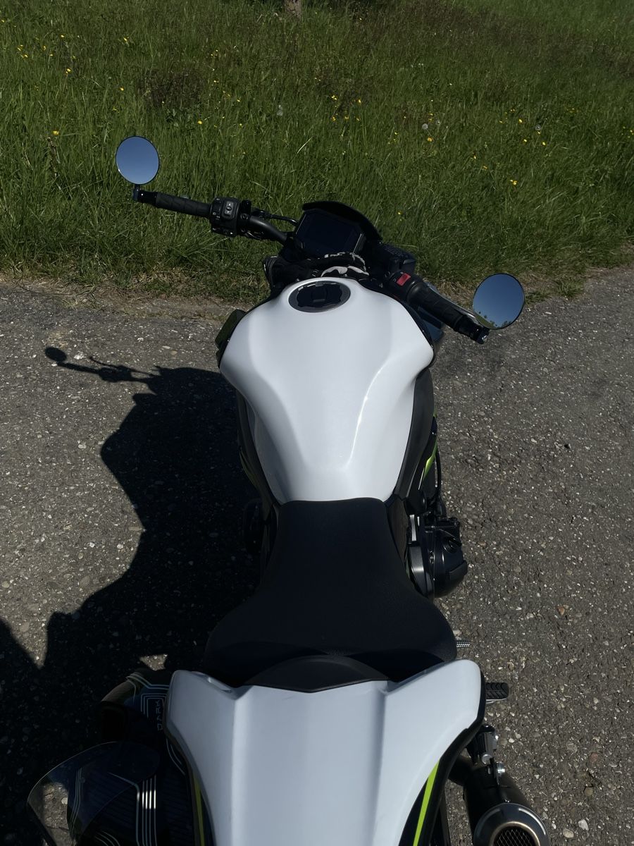 Kawasaki Strada: Kawasaki Z900 – Usato da Erlinsbach SO venduto da Kawasaki_Z1000 3