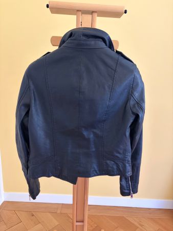 Lederjacke Damen schwarz Grösse 38 gebrauchter Zustand