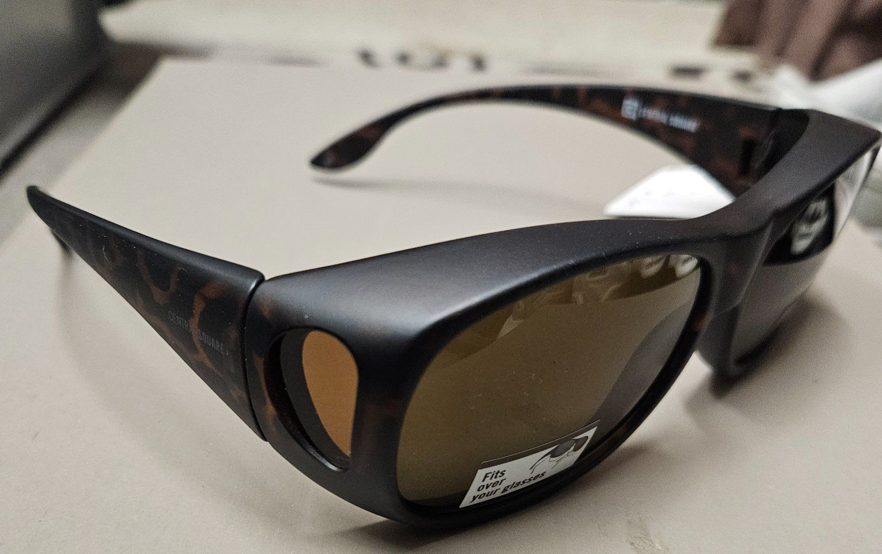 Occhiali & Lenti: Sonnenbrille "Central Square" Überzieh-Brille – Nuovo (secondo la descrizione) da Dachsen venduto da Topparts1 2