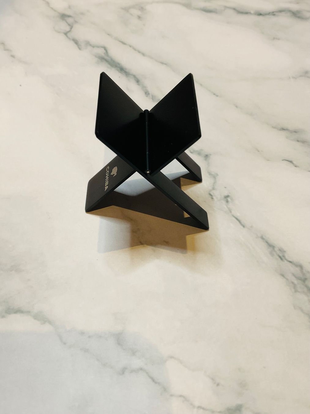 Altro in Decorazioni & Accessori: Zigarren Halter Zigarrenständer Zigarrenhalter aus Metall – Nuovo e nell'imballaggio originale da Balsthal venduto da FAVE.Accessoires 8