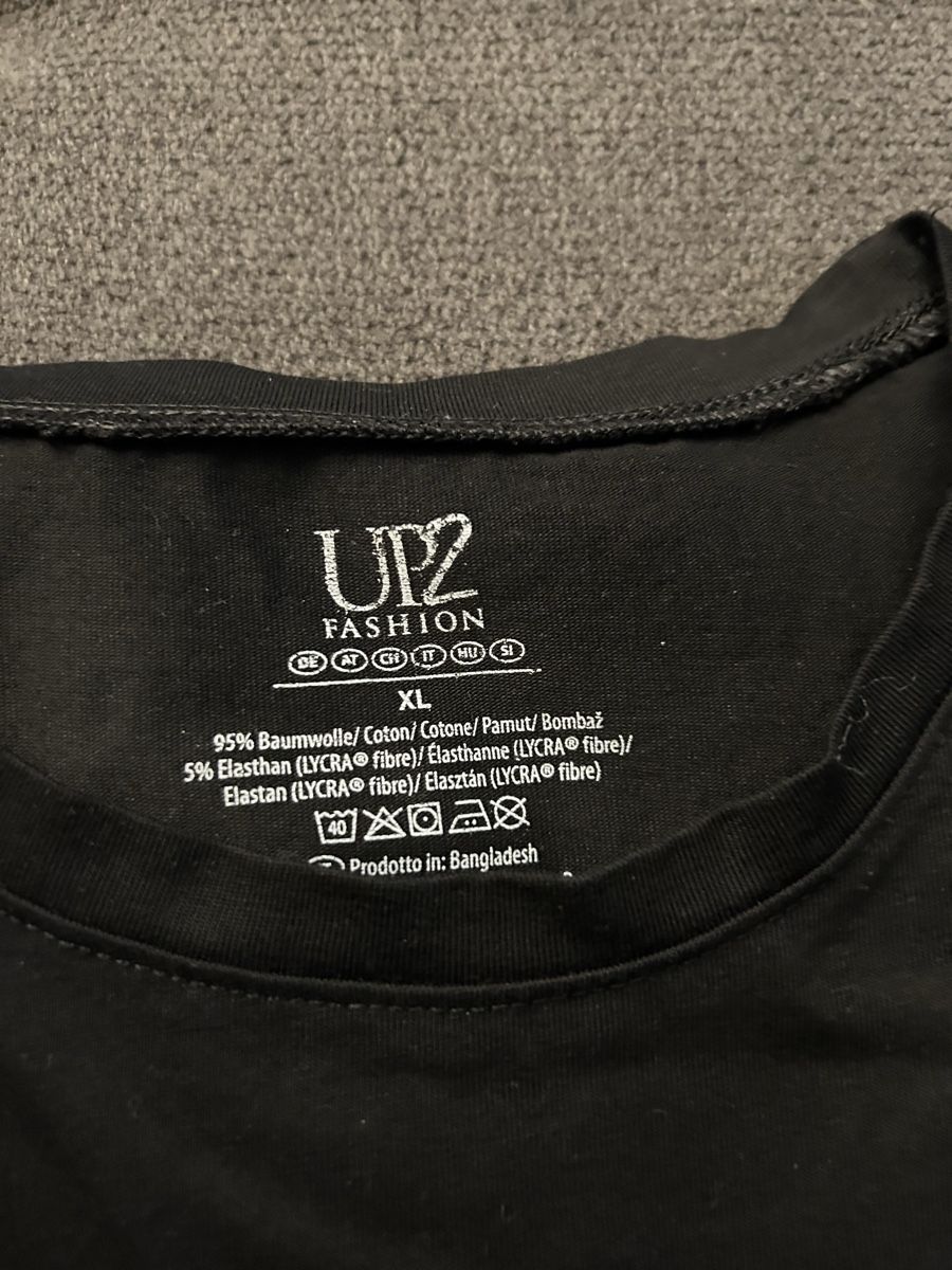 T-Shirts: Schwarzes T-Shirt Gr.XL – Gebraucht aus Buchs ZH von SegerLegende 2