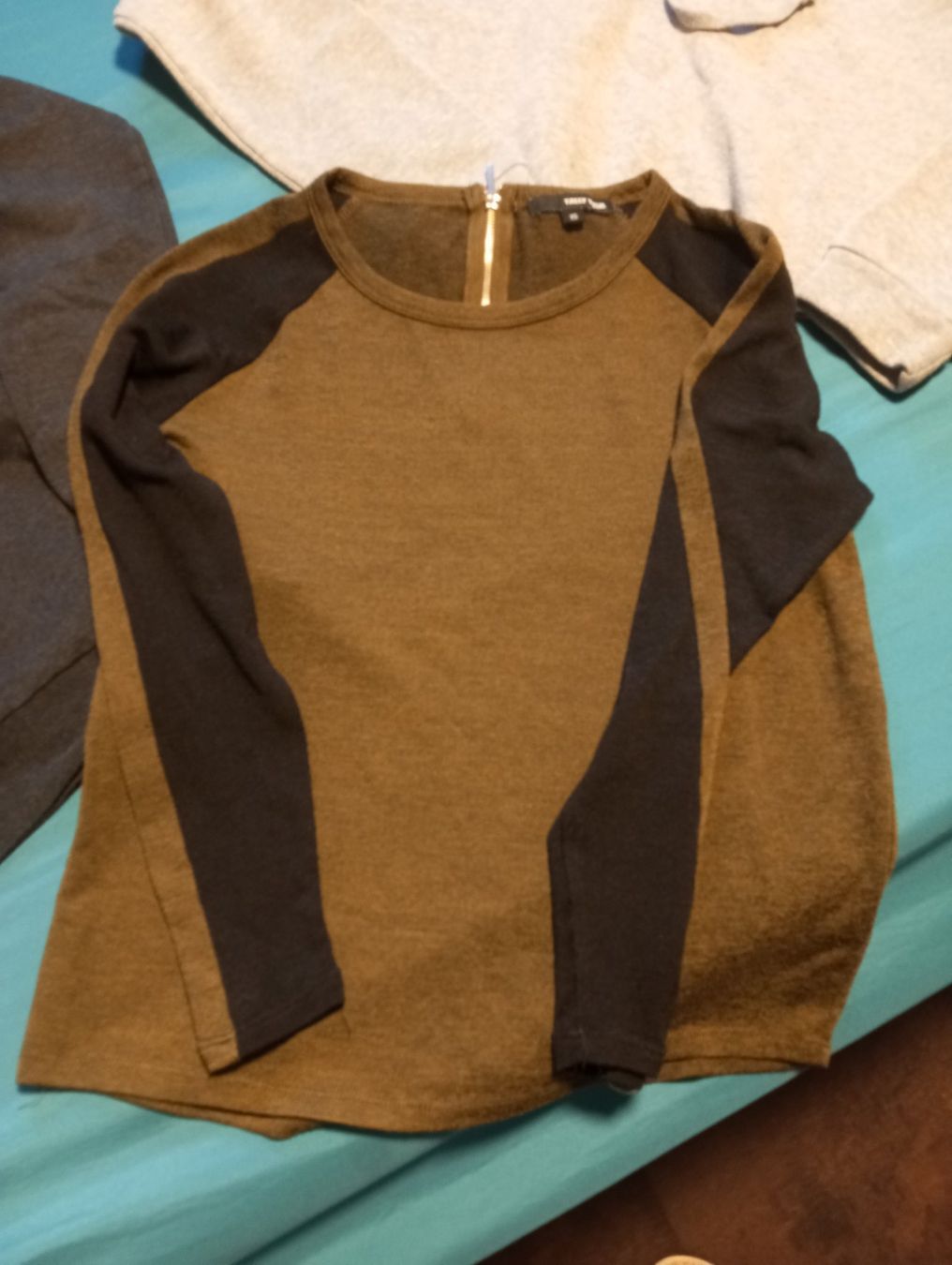 Ensembles coordonnés: Pullover – D'occasion à Amriswil par cbe_cr6q 2