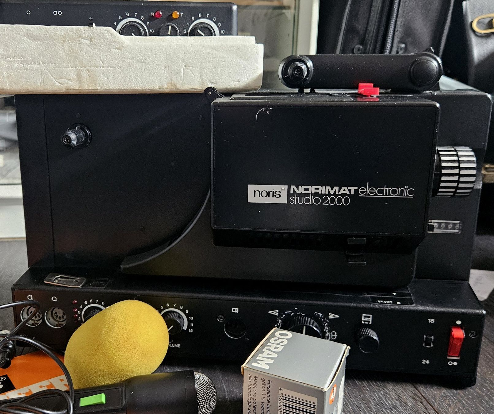 Videoprojektoren: Noris Norimat electronic Studio 2000 S-8 Projektor mit Kass. – Gebraucht aus Allmendingen von Thunderbird_CW1986