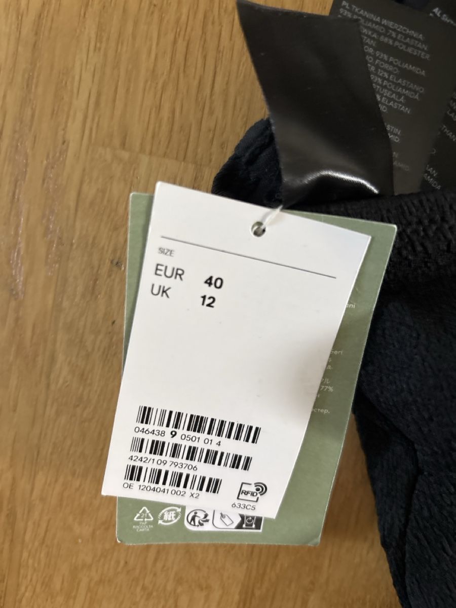 H&M Costumi da bagno & Bikini: Schwarzer Badeanzug H&M Gr. 40 neu – Nuovo e nell'imballaggio originale da Rünenberg venduto da ZwergLi100 4