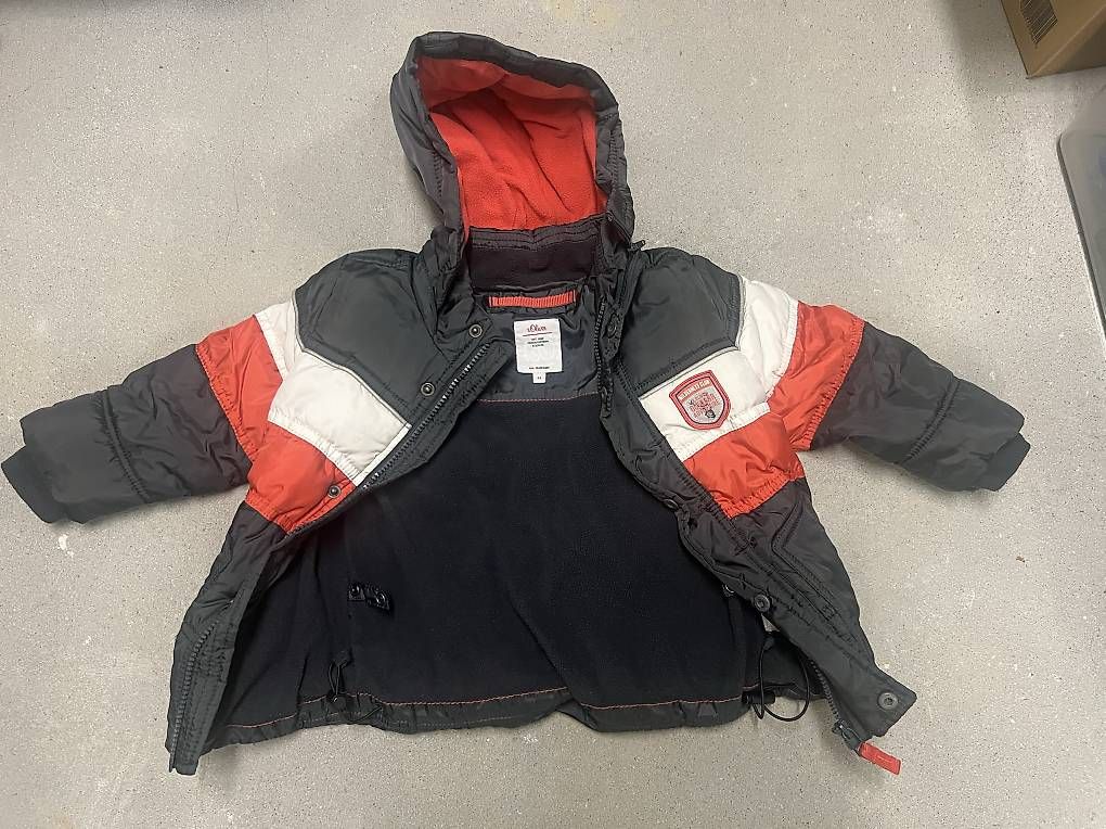 S.Oliver Giacche & Cappotti: s.Oliver Winterjacke Grösse 98 – Usato da Bellach venduto da Fschoenbaechler 1