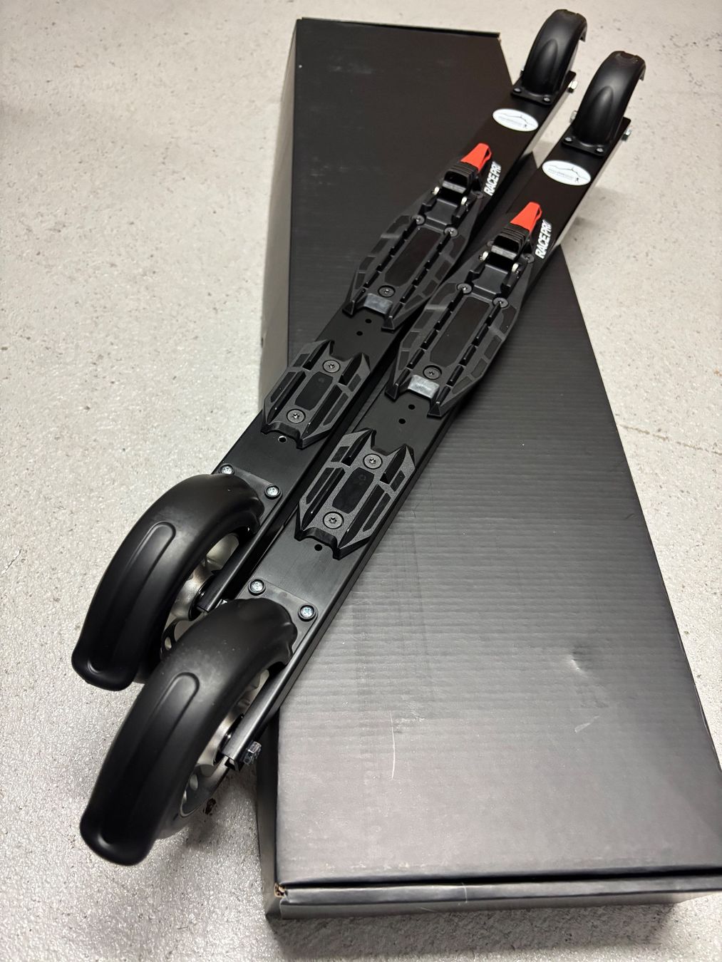 Sci: Rollski Skating – Nuovo e nell'imballaggio originale da Egnach venduto da Rechi8