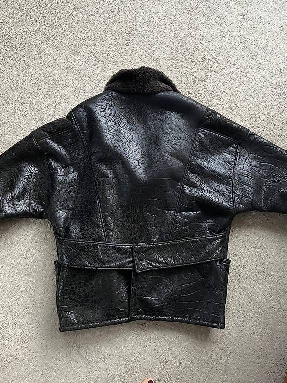 Vestes: Vintage leather jacket oversized  – D'occasion à Zürich par mai_bwh6 4