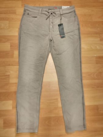 Street One DamenhoseNeu,W34/L32(Gr.44) 19.90 statt 119.-