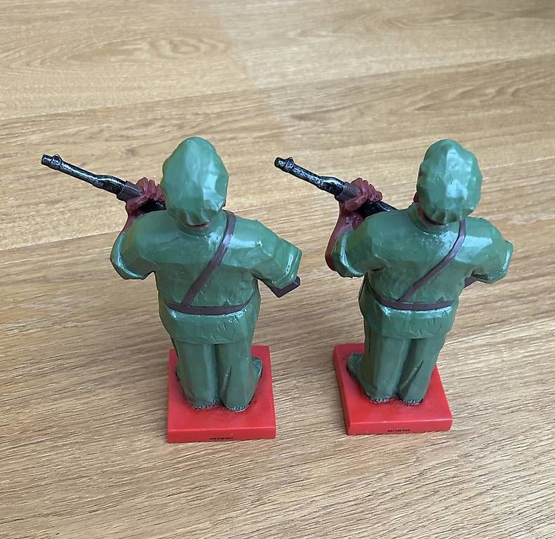Statuette: Original Breitling China Soldaten – Usato da Freienbach venduto da Tamahagane 1