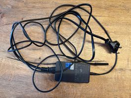 Netzteil Microsoft 12V 2A Model 1625 von Surface Pro 3