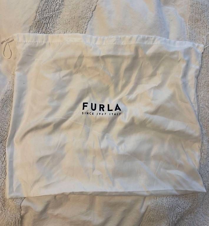 Borse da donna: Furla Handtasche Blau – Usato da Eglisau venduto da sorayaliisa 3