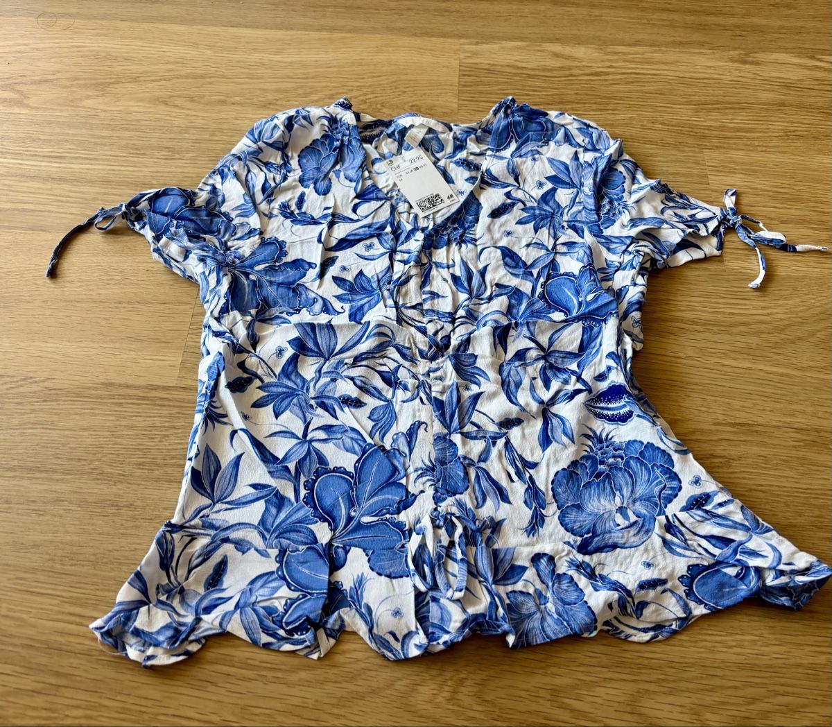 H&M Camicette:  H&M Bluse mit Blumenmuster Neu! – Nuovo (secondo la descrizione) da Baden venduto da Tiffany6878 2