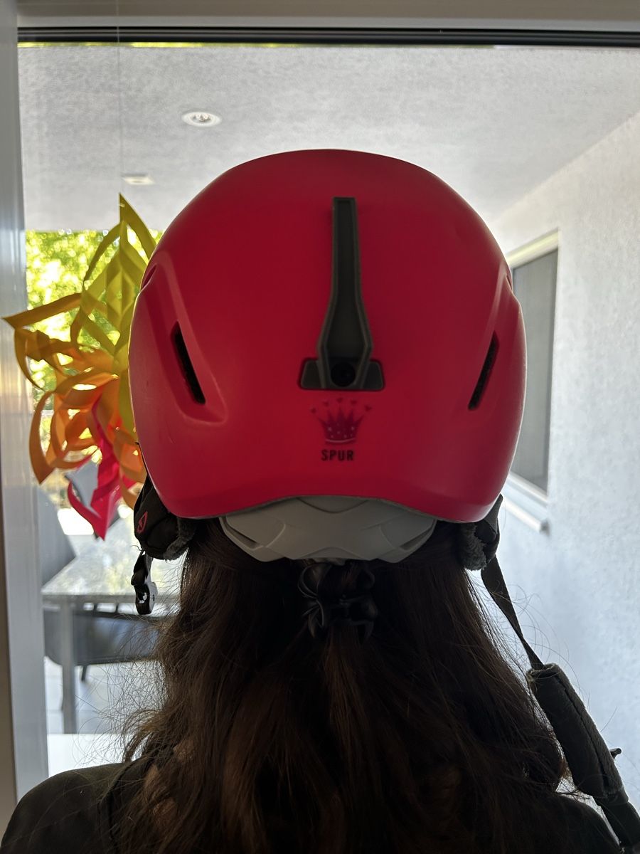 Giro Helme: Kinderskihelm Giro – Gebraucht aus Zürich von Flaca24 3