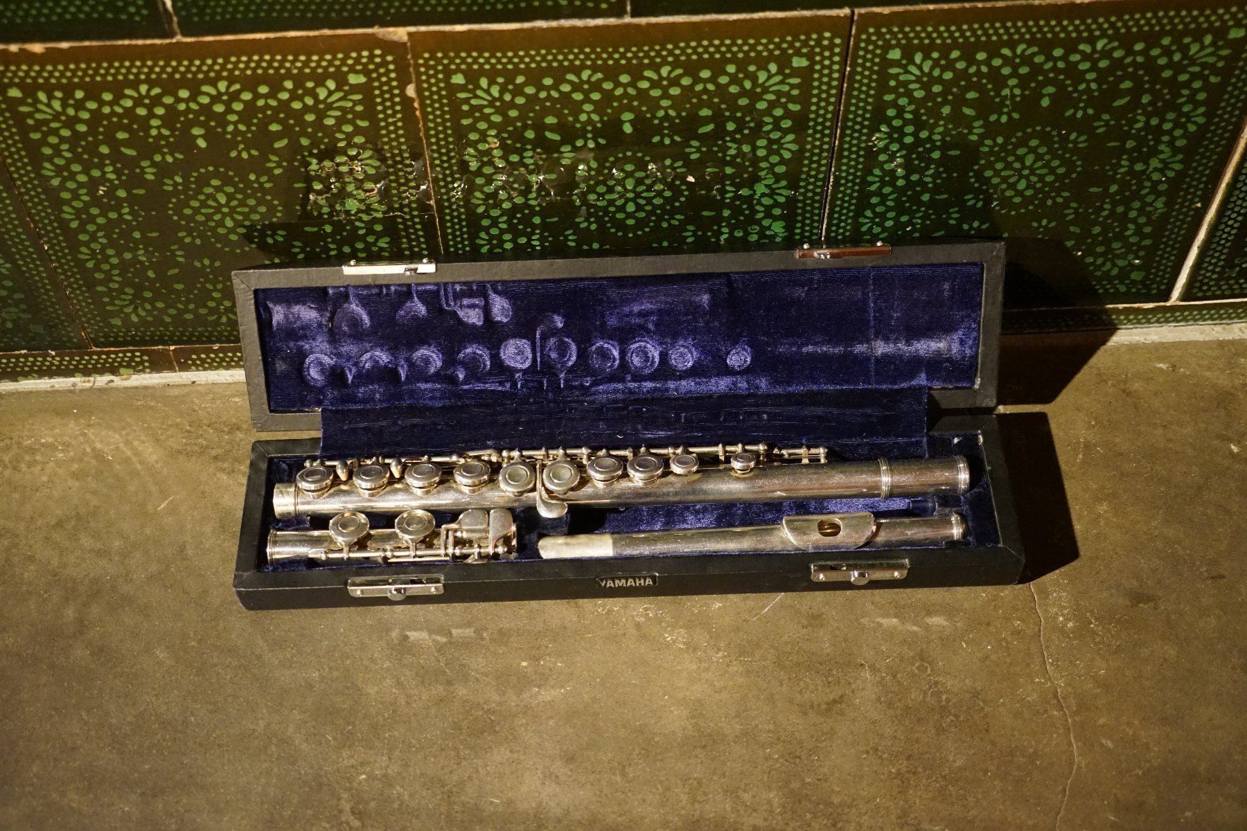 Strumenti musicali: Querflöte Silber Yamaha YFL42 – Usato da Hinwil venduto da Schaempi1