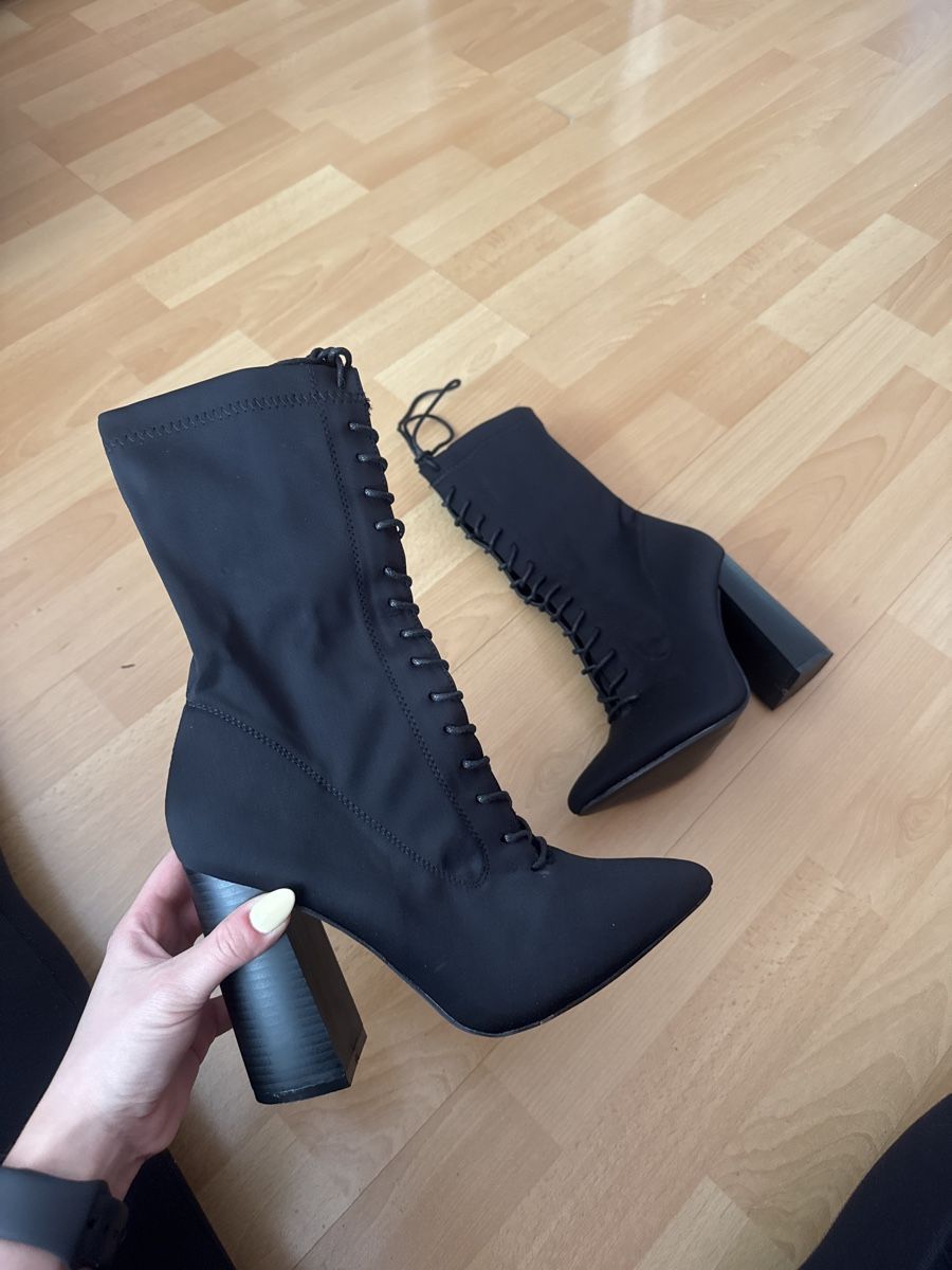 Scarpe da donna: Neu Schnürstifeletten Gr. 38 – Nuovo (secondo la descrizione) da Dübendorf venduto da RPU97 2