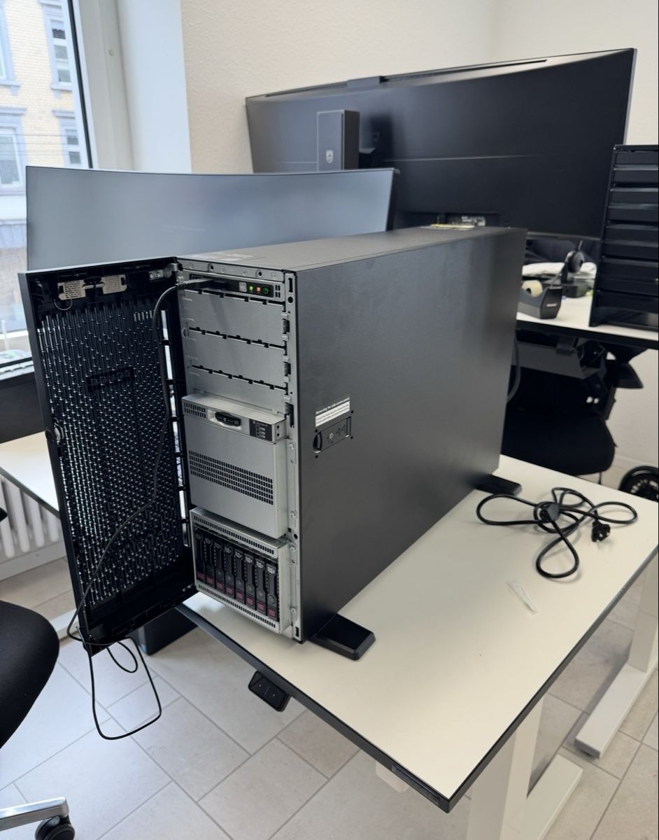 Hewlett Packard Server: HPE ProLiant ML350 Gen10 Xeon Silver 96GB RAM Server RAID – Gebraucht aus Zürich von Privat13 2