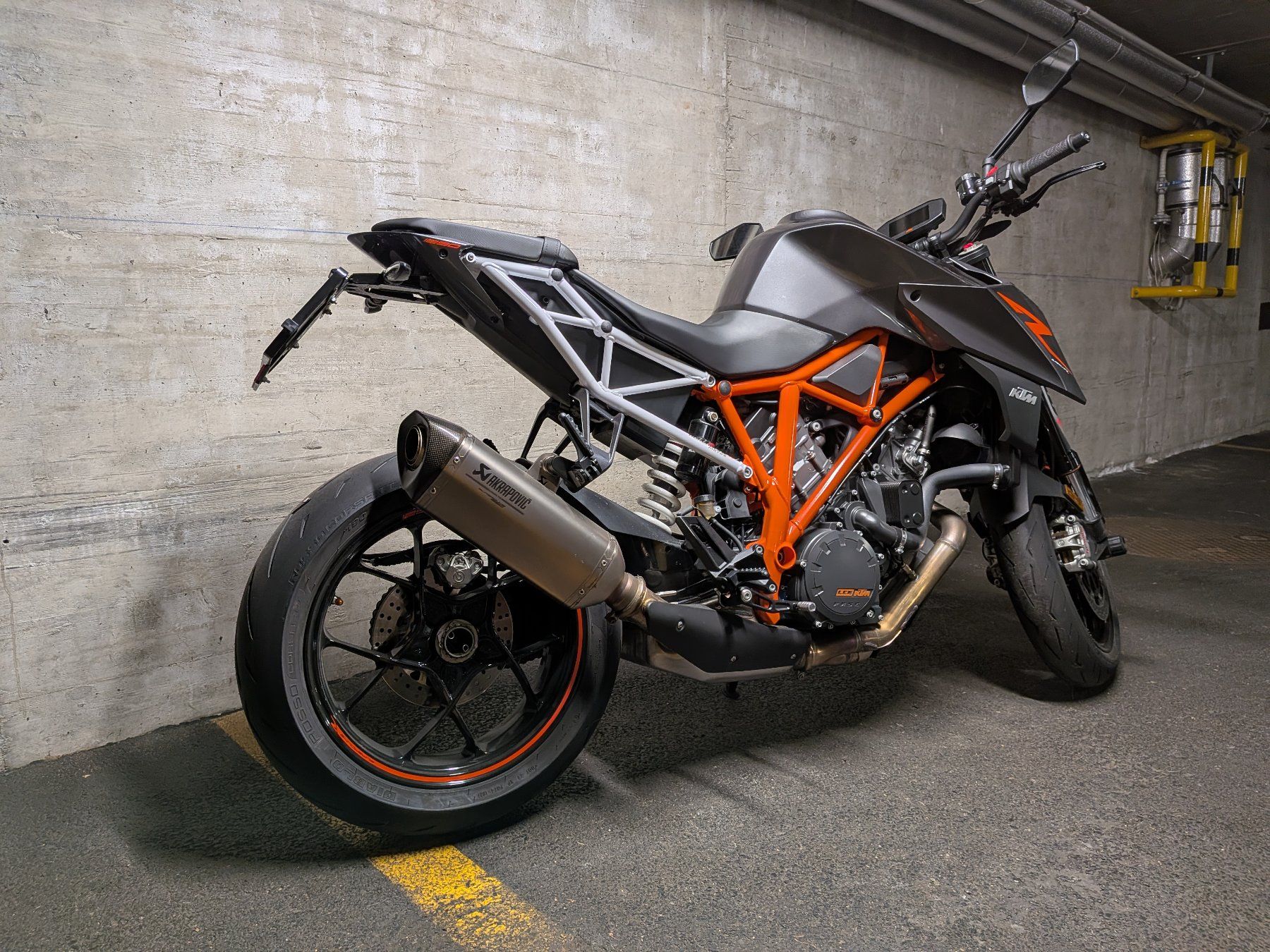 KTM Strada: KTM 1290 Super Duke R – Usato da St-Maurice venduto da Dels 1