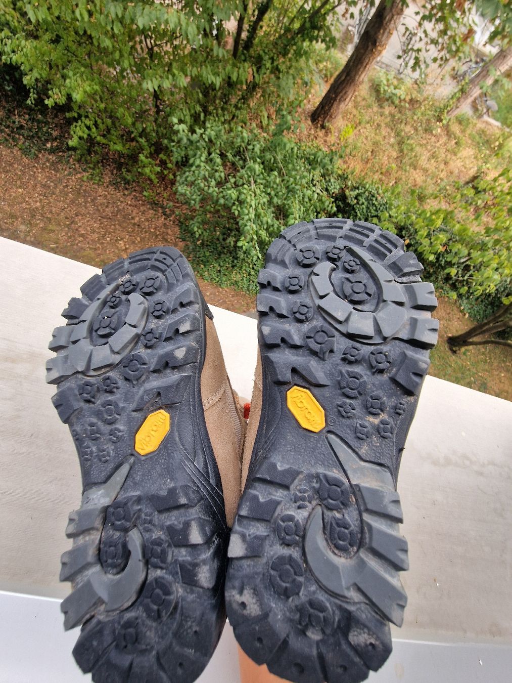 Schuhe für Jungen: Aigle Over Track Kinder Wanderschuhe Gr 30 – Gebraucht aus Basel von chingson 4