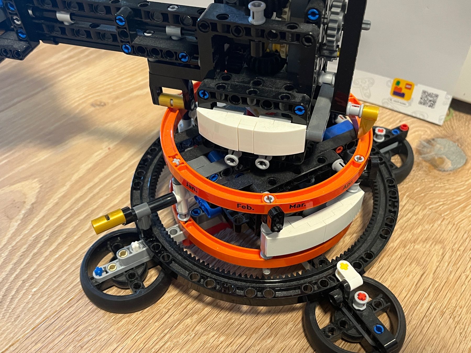 Lego Kit di costruzioni: Lego Technic 42179 Sonne Erde Mond Modell – Usato da Winterthur venduto da Wusa01 5
