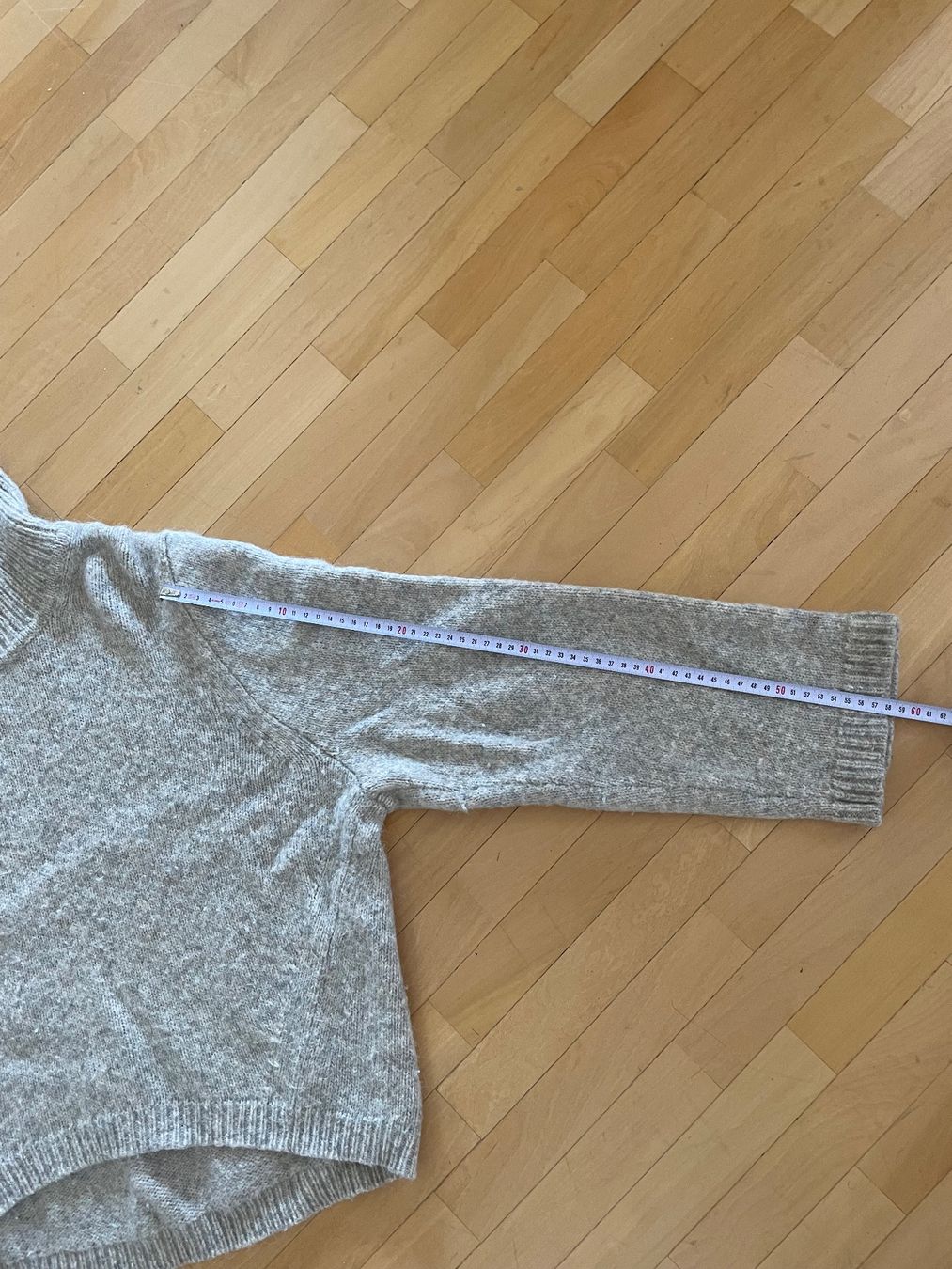 Maglioni & Felpe: Totême pullover oversize – Usato da Breganzona venduto da Madame65 5