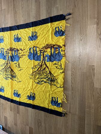 Schöne Tuch / Schal  mit Elefantenmuster, gelb/schwarz
