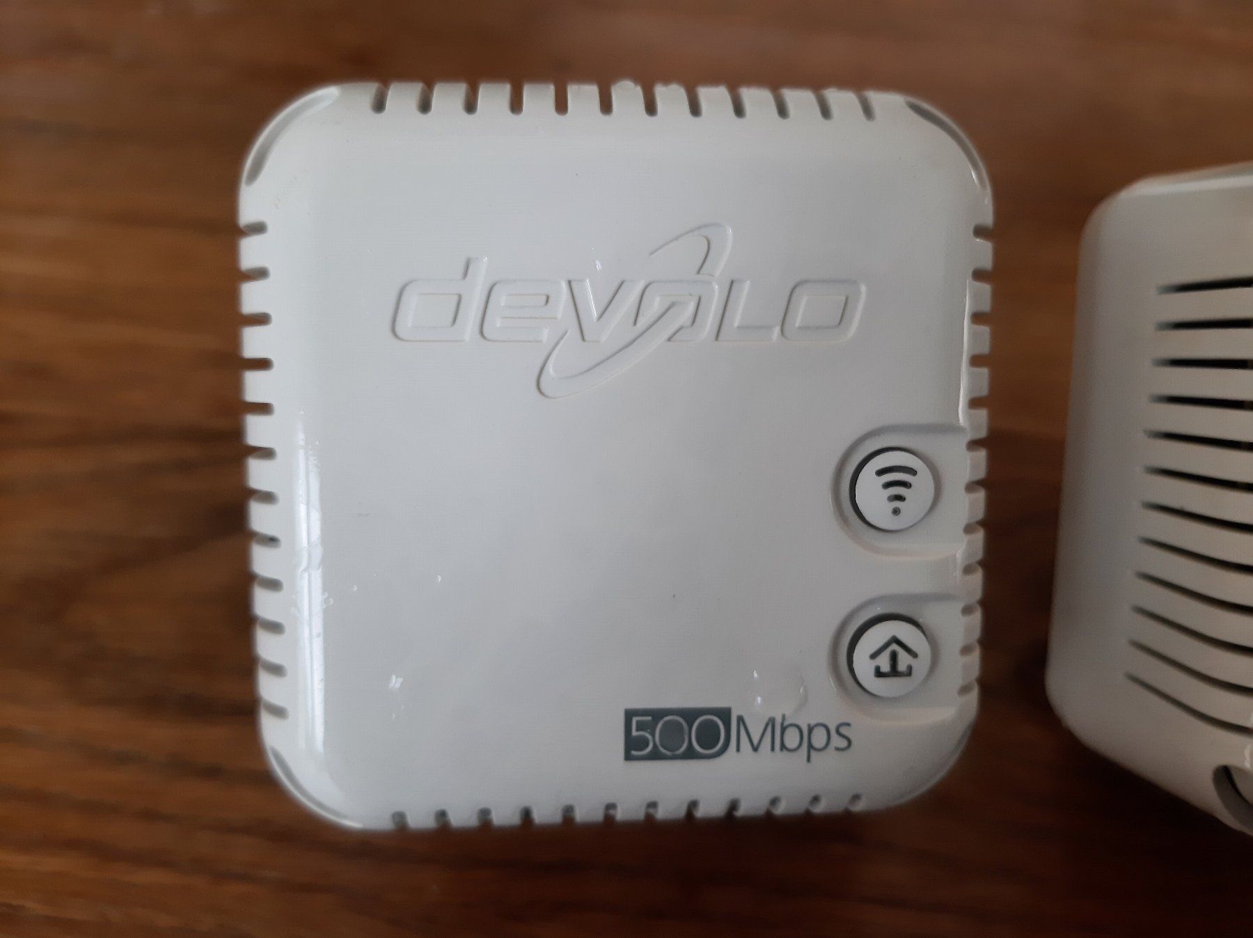 Unità & Adattatore: Devolo 500 WiFi, Set 2 Stück – Usato da Wolfhausen venduto da Dragons01 2