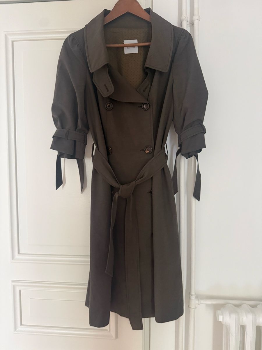 Moschino Giacche: Trenchcoat Moschino – Nuovo (secondo la descrizione) da Genève venduto da din_8xv2 1