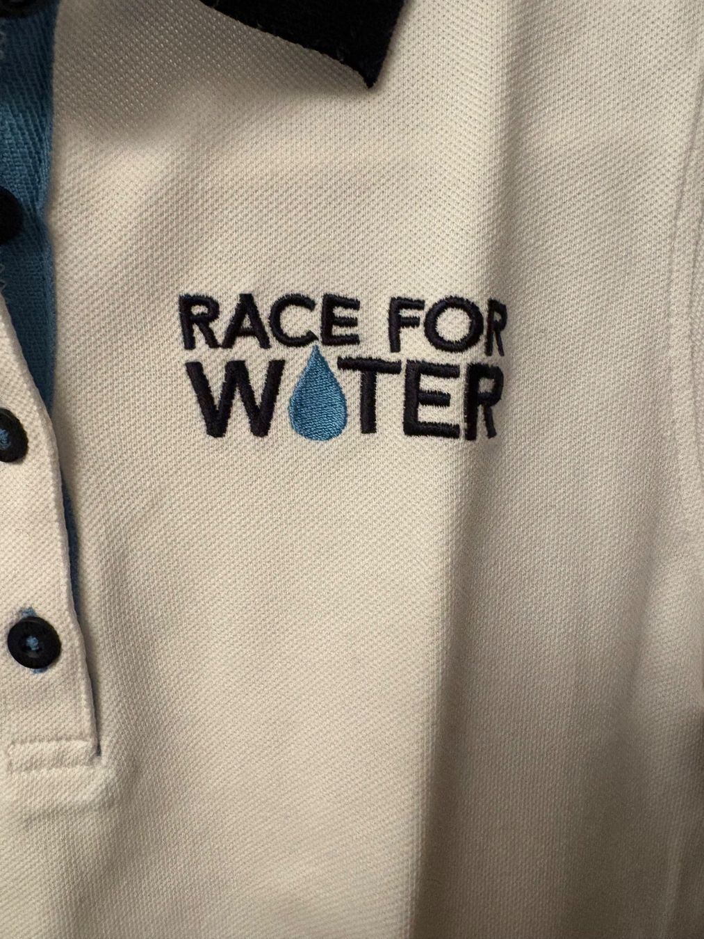 TBS Polo-Shirts: Polo tbs "Race for Water" – Gebraucht aus Lausanne von milou201619 1