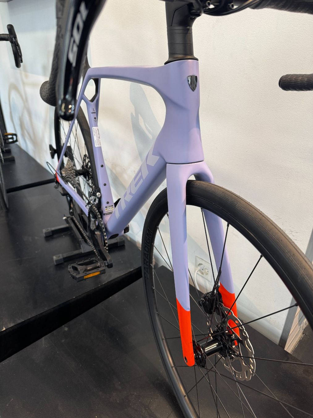 Trek Biciclette: Trek Madone SL 5 Gen 8, Grösse Large – Nuovo e nell'imballaggio originale da Zürich venduto da Velofabrik01 7