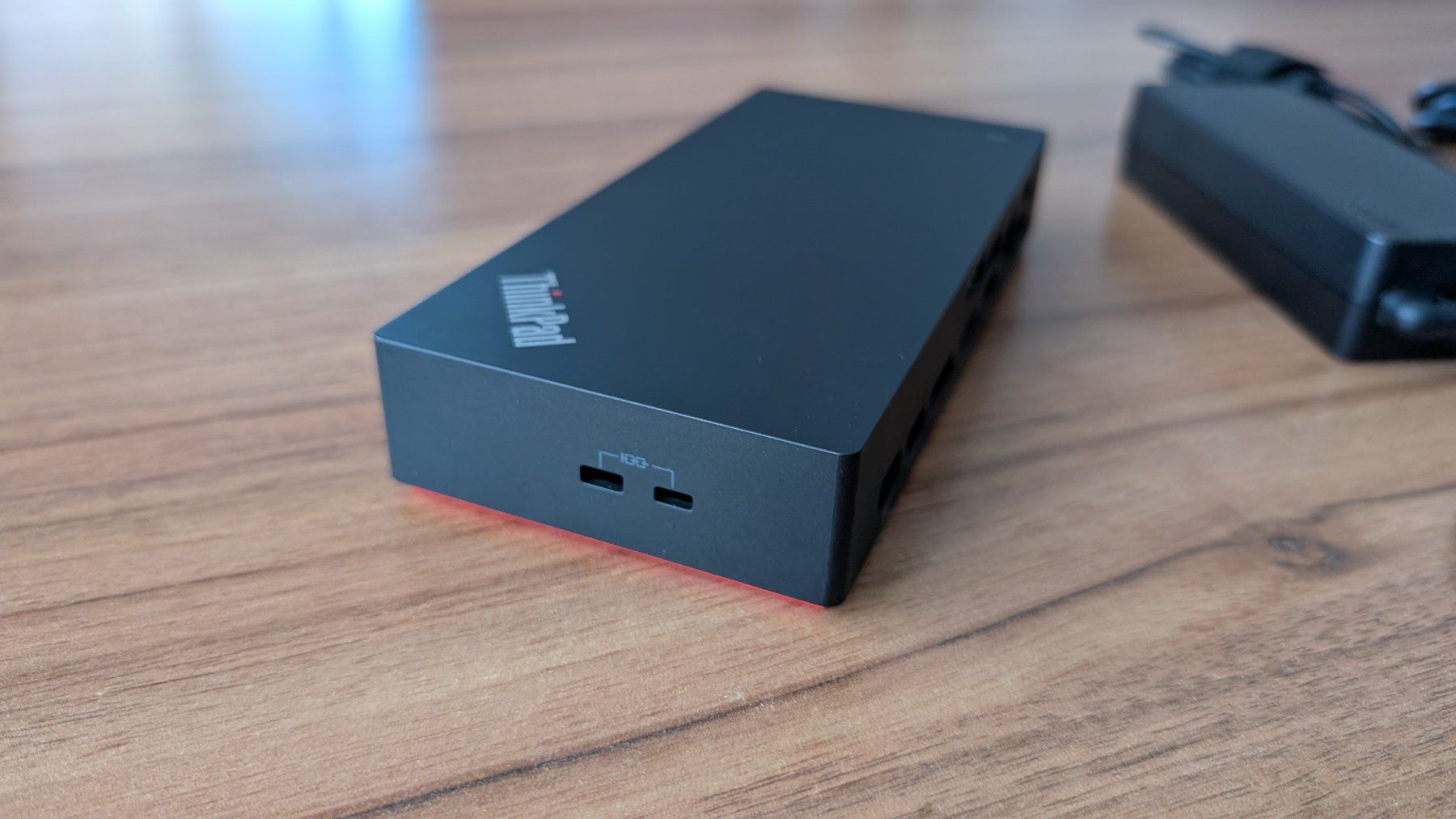 Lenovo Docking station: ThinkPad Universal USB-C Dock 40AY – Usato da Oberwil-Lieli venduto da meipa3000 2