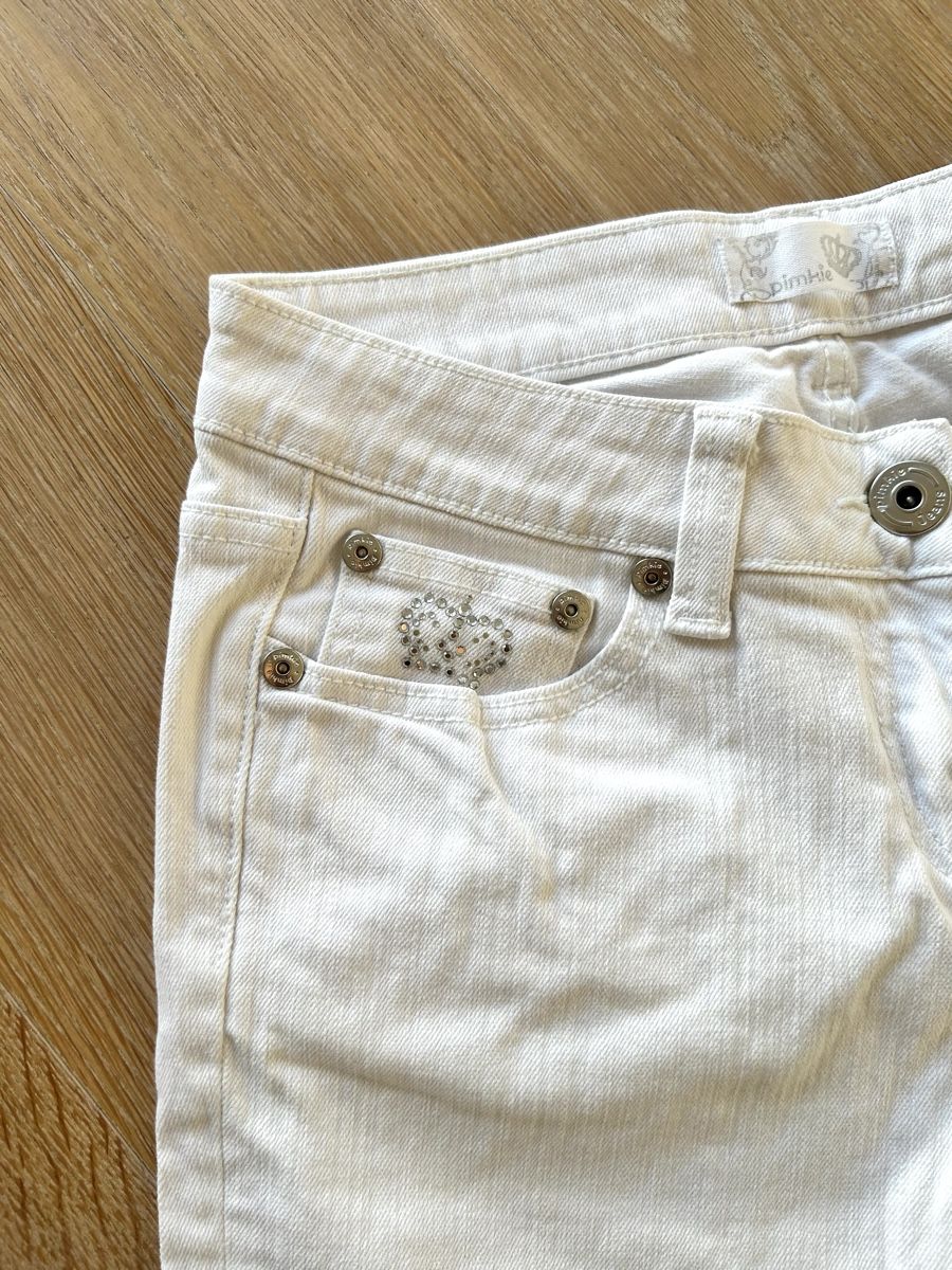 Jeans: Weisse Jeans mit Glitzer-Kronen – Usato da Rorschach venduto da fla_62jm 2