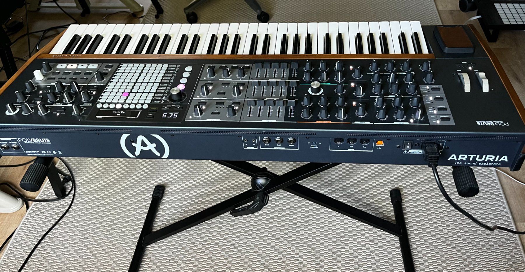 Arturia Musikinstrumente: Arturia Polybrute 06 Analog Polyphonic Synthesizer – Gebraucht aus Zürich von rav_ww6g 6