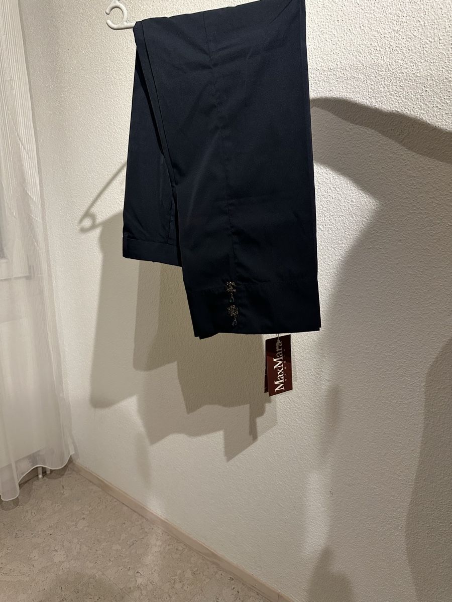 Max Mara Pantaloni: Elegante Damenhose MaxMara Gr. 38 Dunkle Blau – Nuovo (secondo la descrizione) da Wilen b. Wollerau venduto da lia_9v87 1