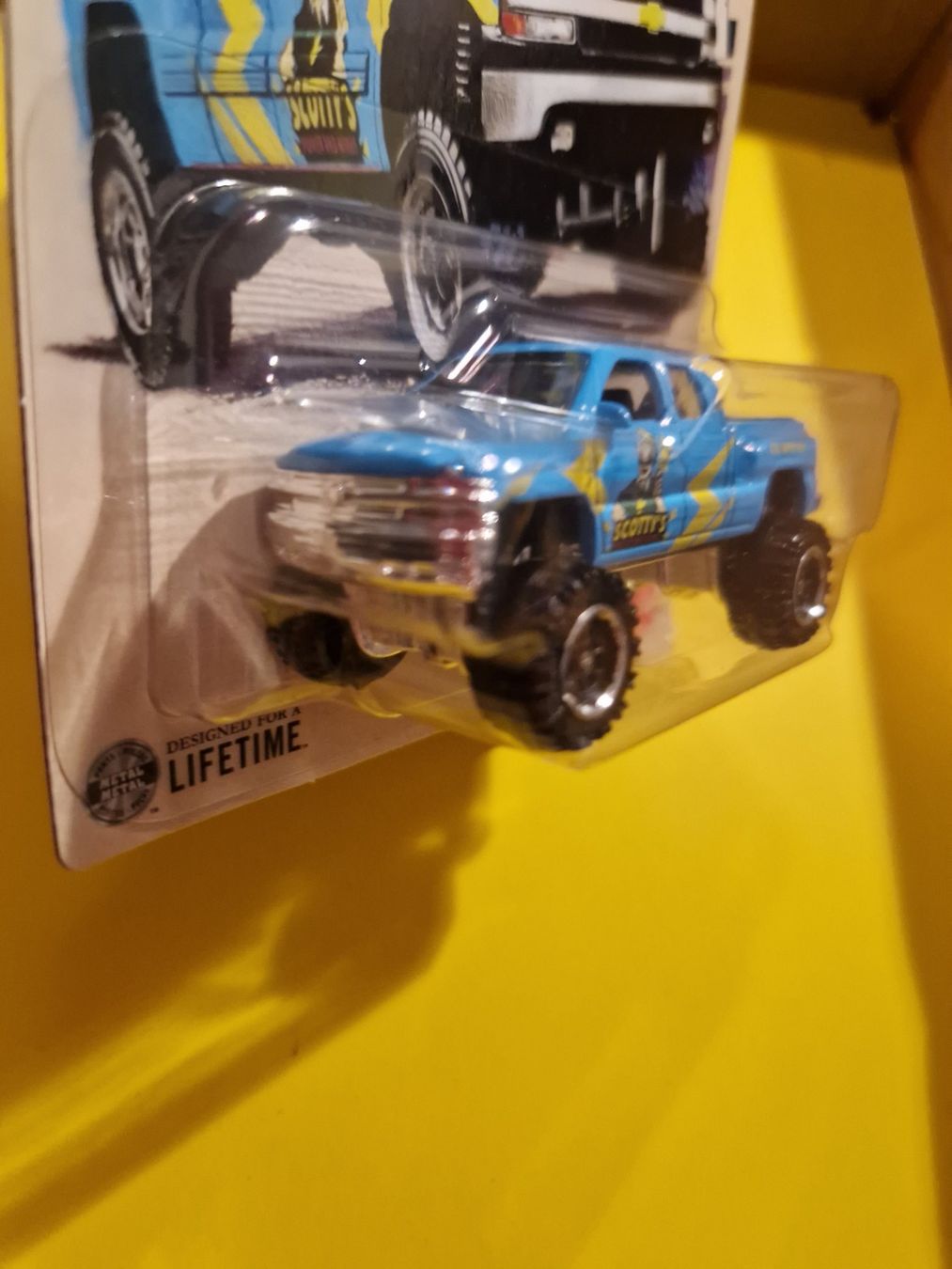 Matchbox Modellautos: Matchbox  CHEVY SILVERADO 4x4 – Neu und originalverpackt aus Oftringen von Rotor 5