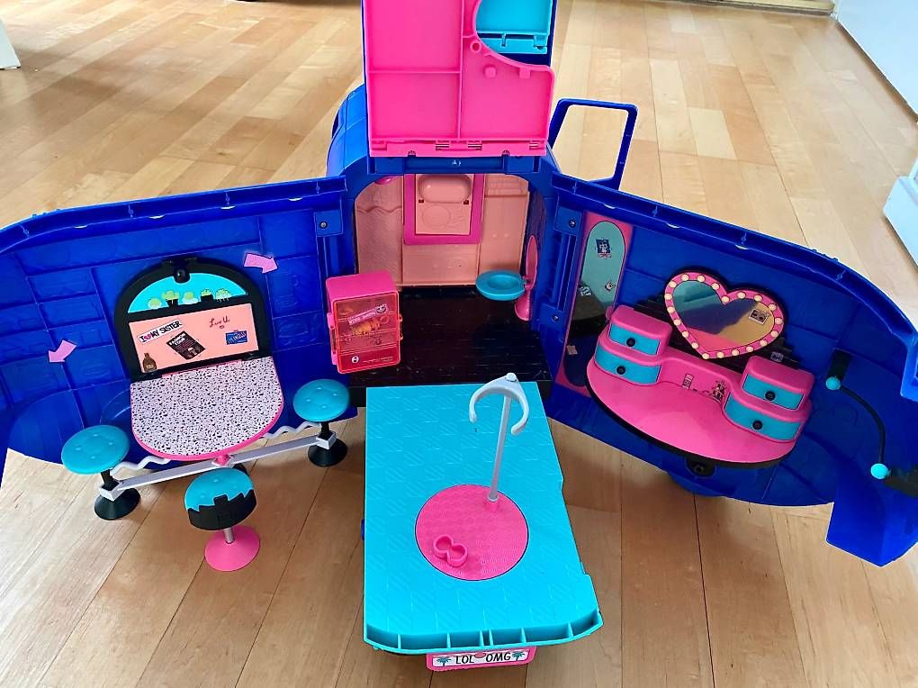 Spielzeuge: L.O.L Campingbus – Gebraucht aus Zürich von Belle_Idee 3