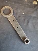 Oldtimer Schraubenschlüssel, Spezieller Schraubenschlüssel