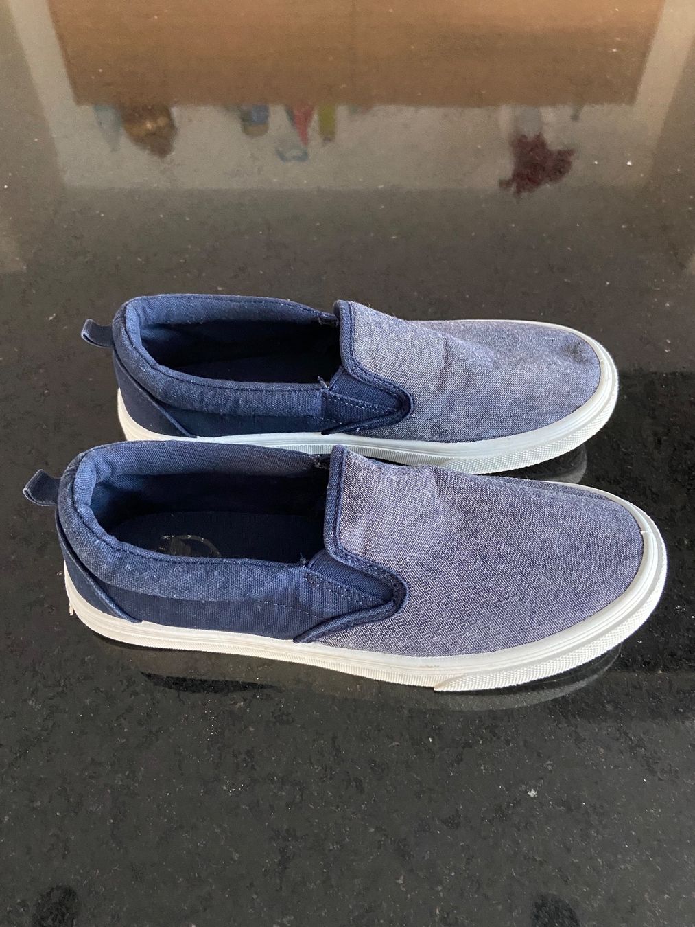 H&M Scarpe per ragazzi: Sommerschuhe von H&M, Grösse 37 – Nuovo (secondo la descrizione) da Wohlen AG venduto da Michi761