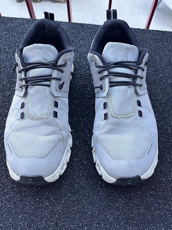Herrenschuhe: On Schuhe – Gebraucht aus Mühlehorn von franziska89