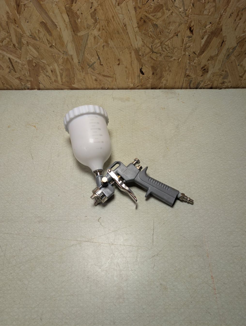 Tutti gli attrezzi: Pistolet à peinture – Usato da Portalban venduto da Deuxieme-vie