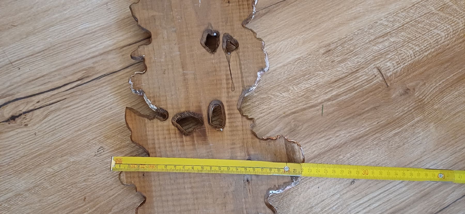 Tutte le decorazioni: Schöne geschnitzte Holzverzierung – Usato da Flawil venduto da Naphtali 3