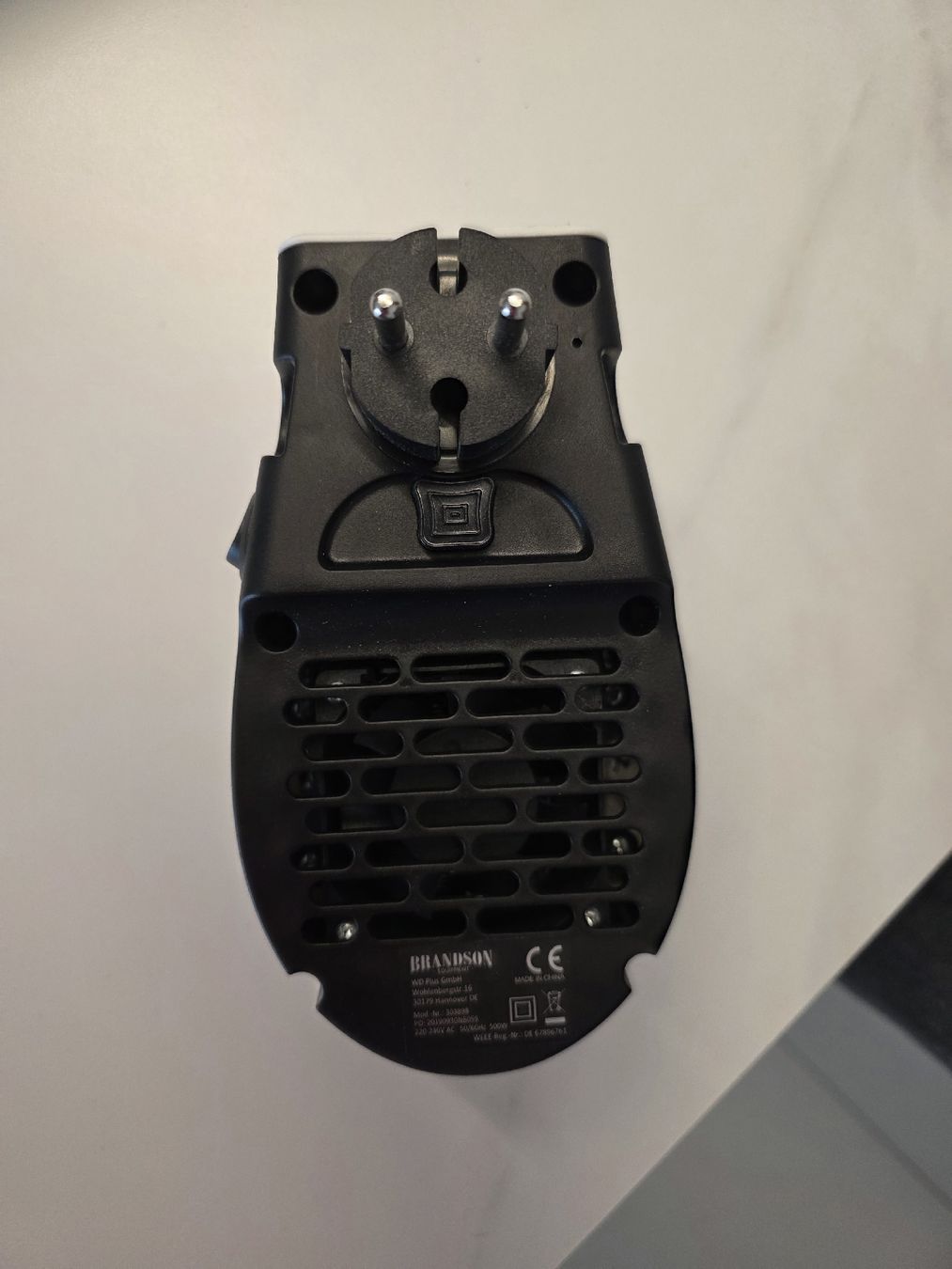 Radiatori: 2x Steckdosen-Keramikheizlüfter mit EU-Stecker – Usato da Biel/Bienne venduto da ast_9gtk 1