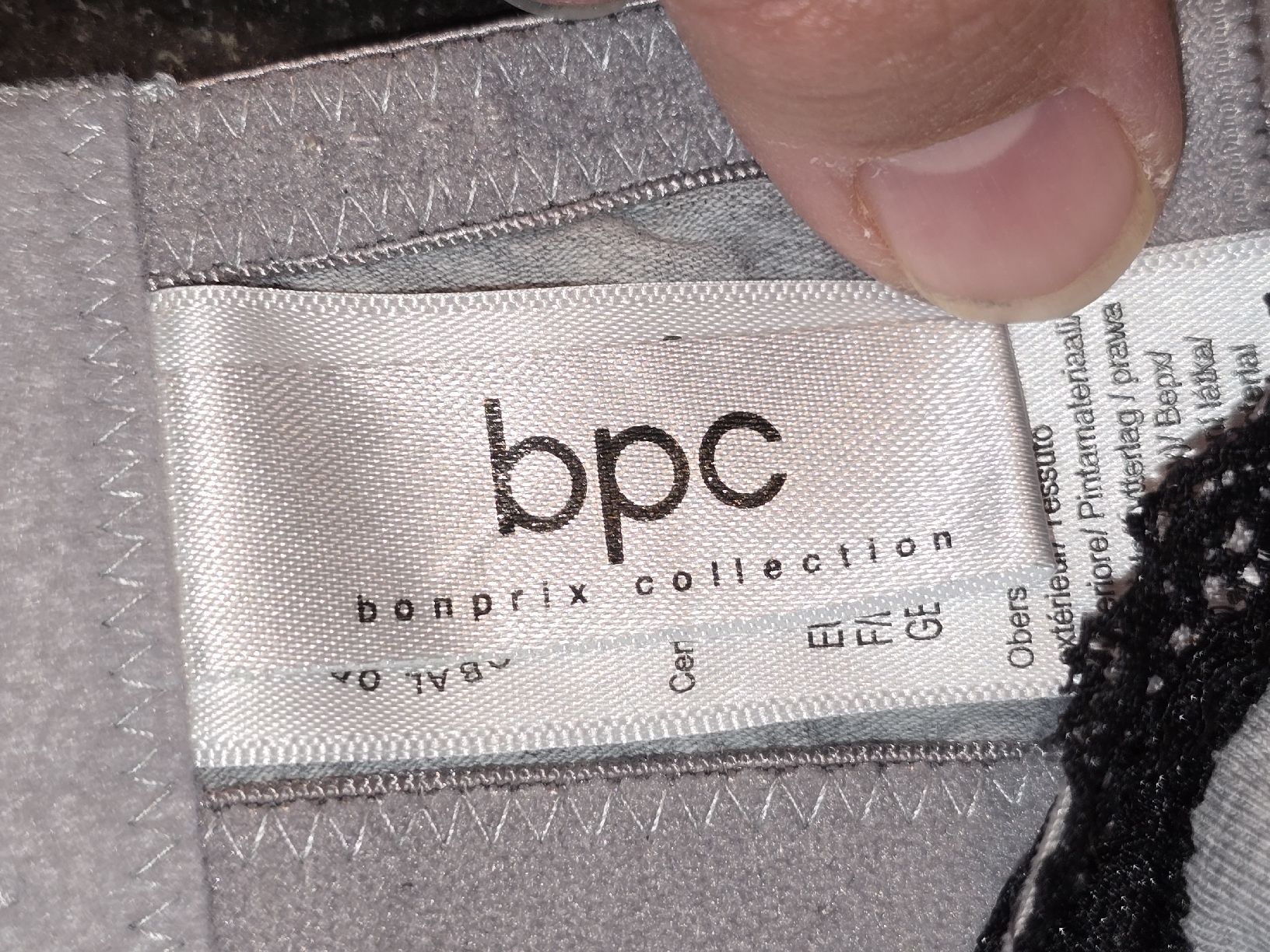 Altra biancheria intima: Bpc BHs, Grösse 90D, Grau mit Spitze, 2 Stück, Top! – Usato da Teufenthal AG venduto da thuzsu 3