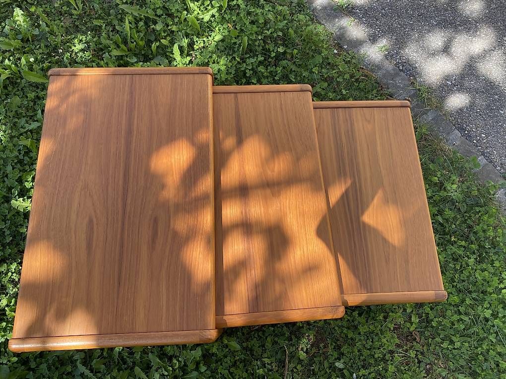 Tables: Tables gigognes en teck – D'occasion à Vevey par cle_6smb 2
