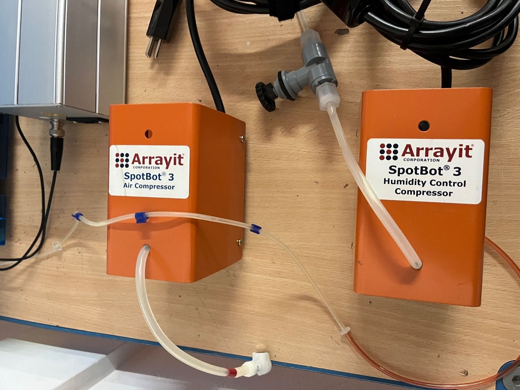 Accessori da laboratorio: Arrayit SpotBot® 3 Personal Desktop Arrayer – Usato da Niederdorf venduto da LeptonAG_Labor 6