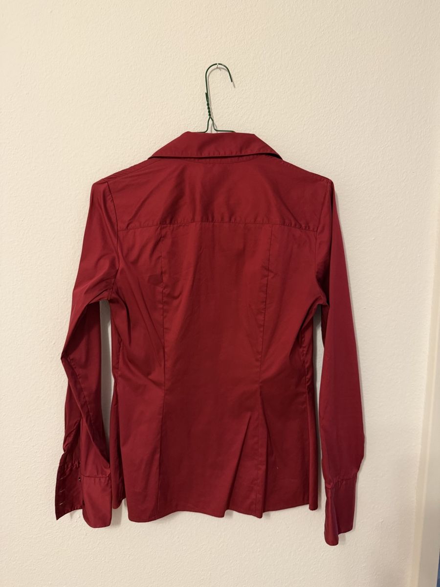 Hugo Boss Chemisiers: Damen Bluse Hugo Wine Rot – D'occasion à Zürich par all_hd8j 1