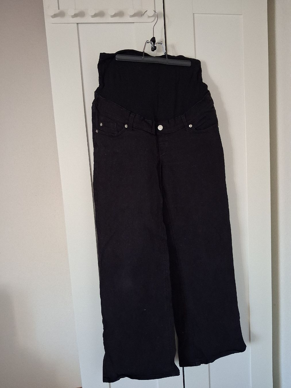 Jeans: Schwangerschafts Jeans – Gebraucht aus Mettmenstetten von sell4purpose 1