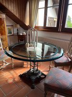 Magnifique table ronde en verre et fer forgé + 4 chaises