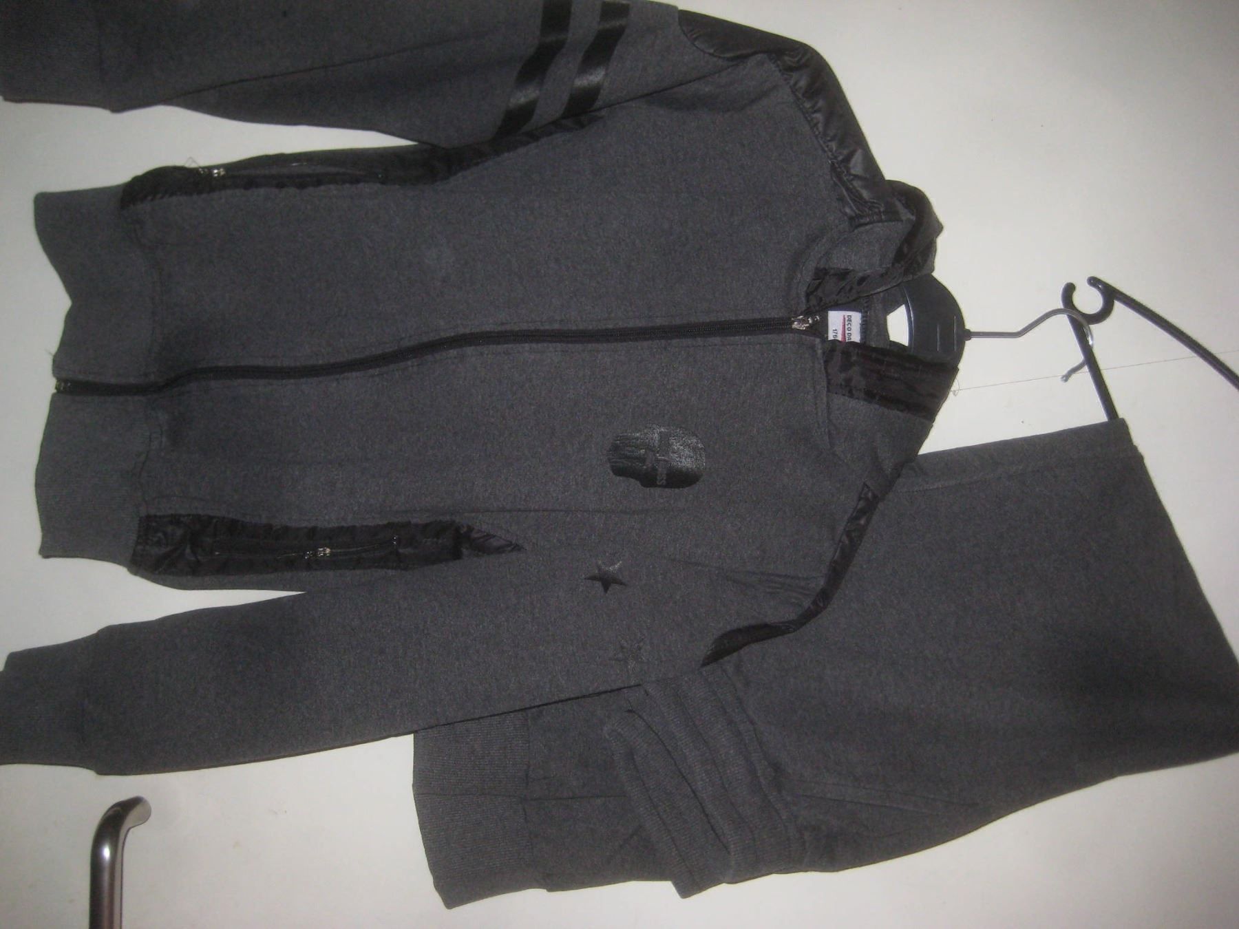 Completi: KNABEN  JACKE UND HOSE – Usato da Uster venduto da flocke1 2