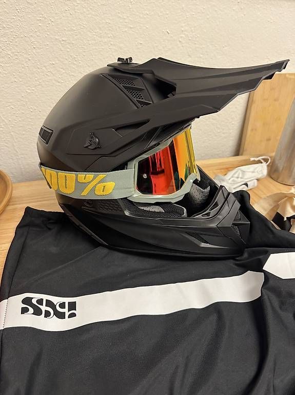 Caschi & visiere: iXS Motocross Helm superleicht Gr. M – Usato da Basel venduto da philminvx 3
