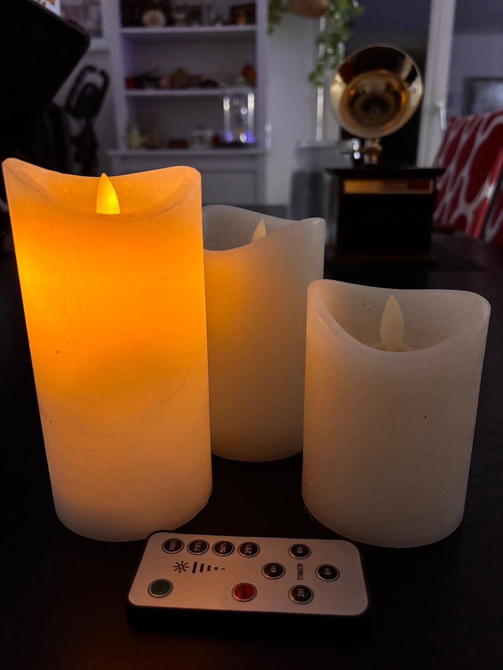 Candele: 3 Electronic LED candles with Remote – Usato da Füllinsdorf venduto da MaiiaM